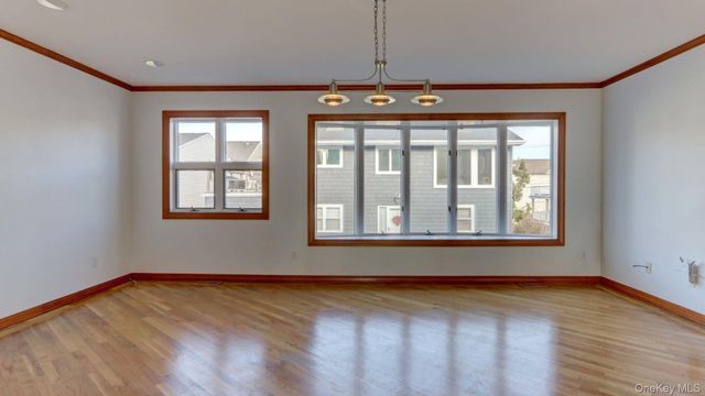 3 Oceanview Court, Long Beach, NY 11561