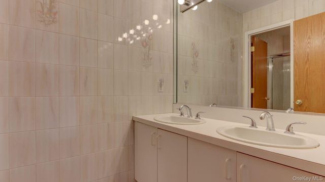 3 Oceanview Court, Long Beach, NY 11561