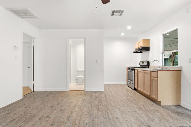 204 Big Foot, San Antonio, TX 78204