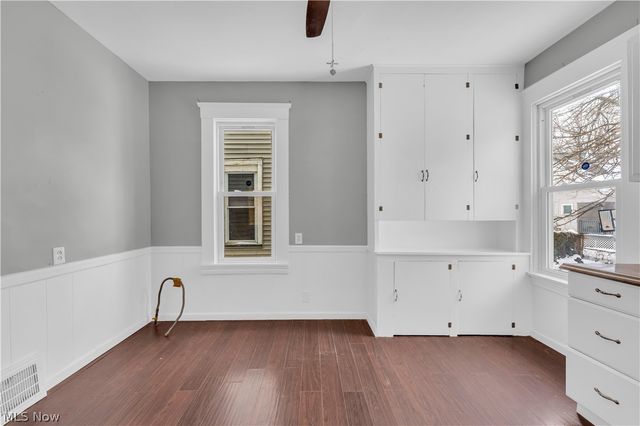 1528 Newman Avenue, Lakewood, OH 44107