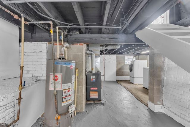 1528 Newman Avenue, Lakewood, OH 44107