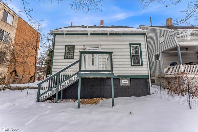 1528 Newman Avenue, Lakewood, OH 44107