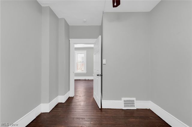 1528 Newman Avenue, Lakewood, OH 44107