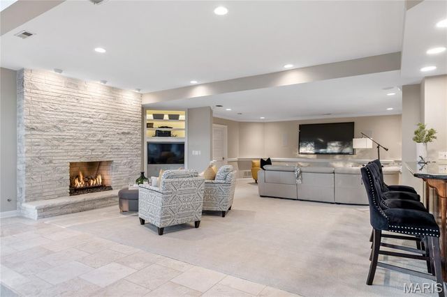 497 Rosslare Drive, Weldon Spring, MO 63304