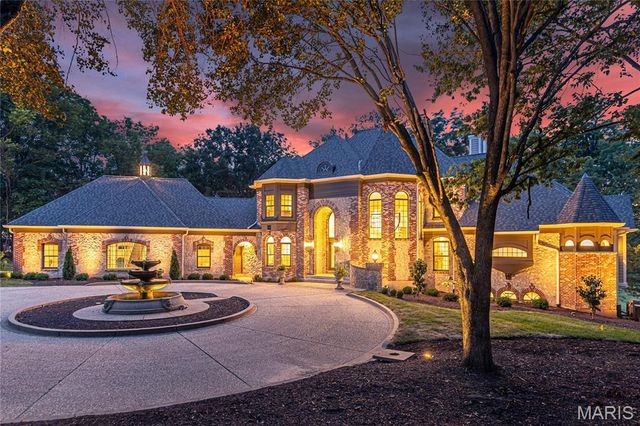 497 Rosslare Drive, Weldon Spring, MO 63304