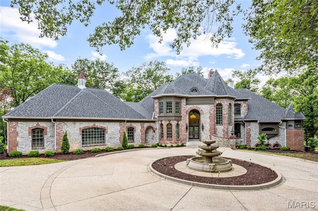 497 Rosslare Drive, Weldon Spring, MO 63304