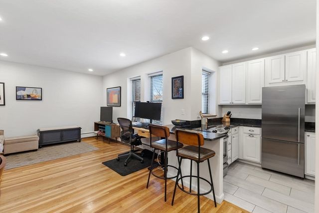 43 Anderson St 2, Boston, MA 02114