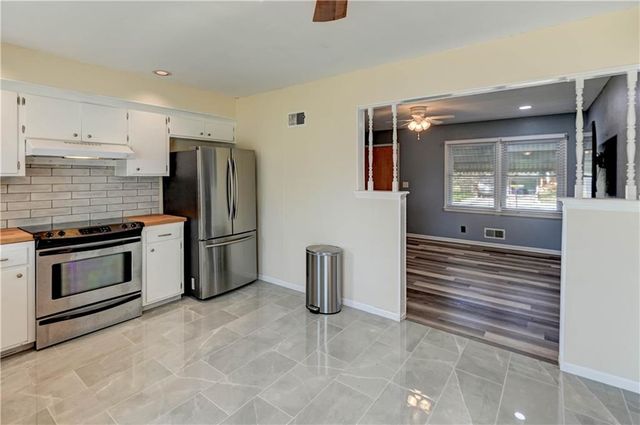 11003 Herrick Avenue, Kansas City, MO 64134