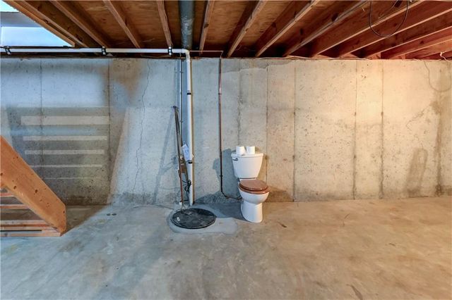 11003 Herrick Avenue, Kansas City, MO 64134