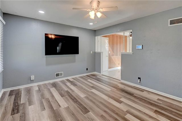 11003 Herrick Avenue, Kansas City, MO 64134