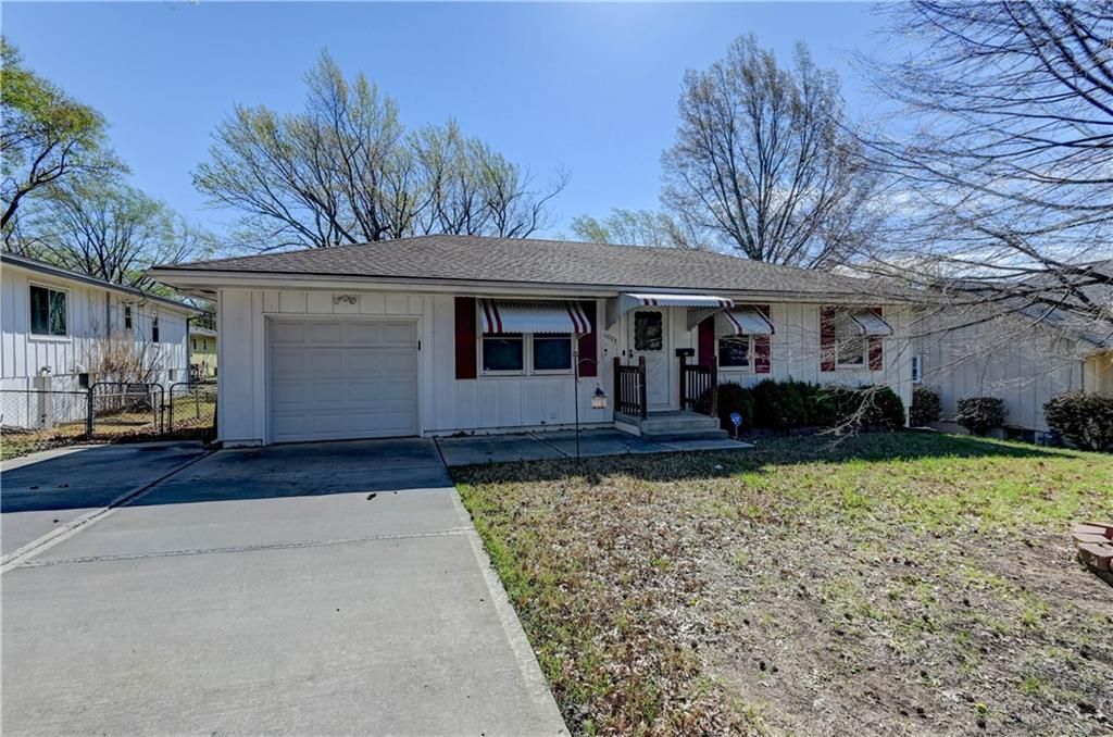 11003 Herrick Avenue, Kansas City, MO 64134