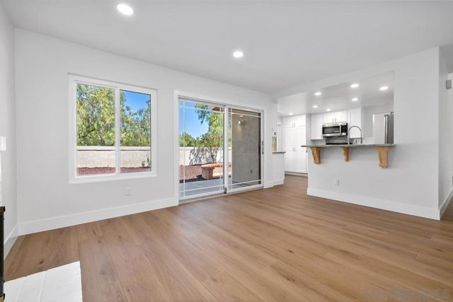 12975 AMARANTH STREET, San Diego, CA 92129