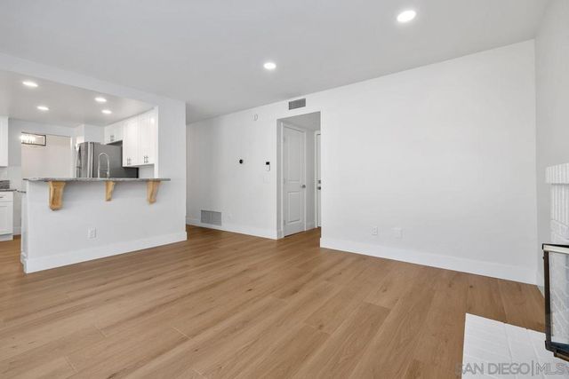 12975 AMARANTH STREET, San Diego, CA 92129