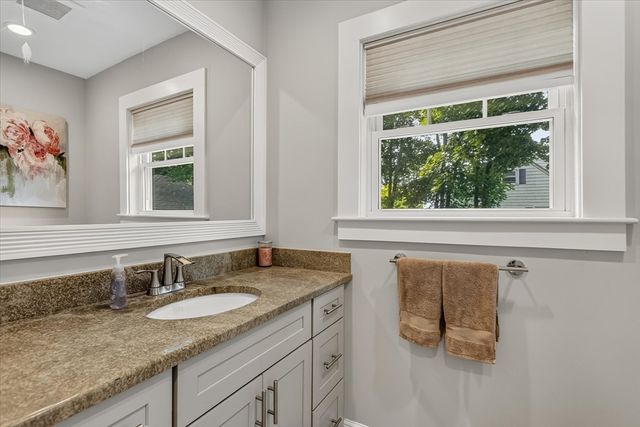 28 Twombley Ave, Billerica, MA 01862