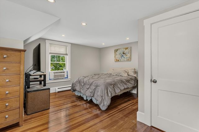 28 Twombley Ave, Billerica, MA 01862