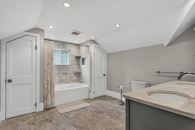 28 Twombley Ave, Billerica, MA 01862