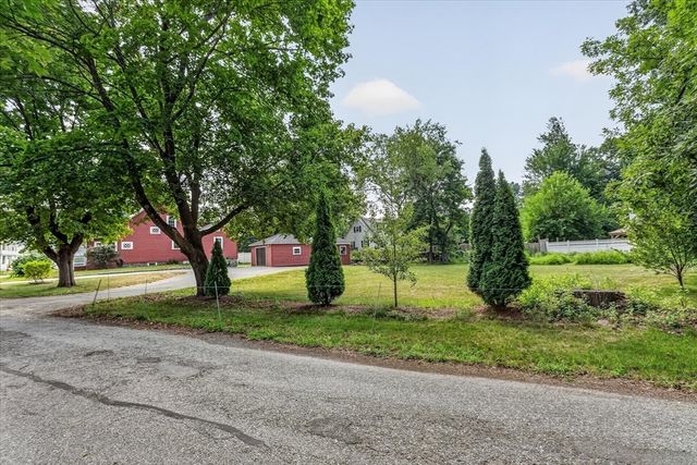 28 Twombley Ave, Billerica, MA 01862