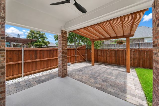 5833 Crescent Lane, Colleyville, TX 76034