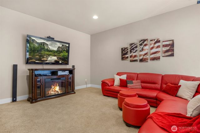 3329 282nd Street NE, Arlington, WA 98223
