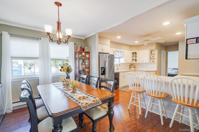 9 Southern Boulevard, East Patchogue, NY 11772