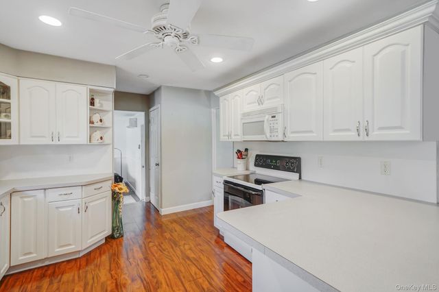 9 Southern Boulevard, East Patchogue, NY 11772