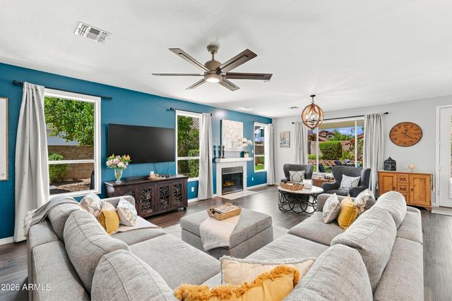 5548 E CAMPO BELLO Drive, Scottsdale, AZ 85254