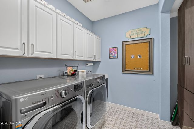 5548 E CAMPO BELLO Drive, Scottsdale, AZ 85254