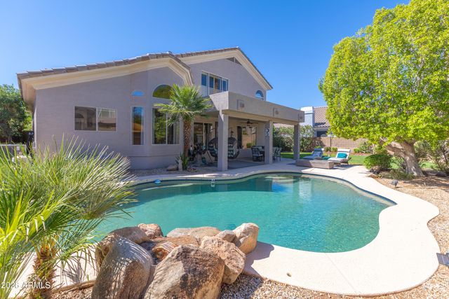 5548 E CAMPO BELLO Drive, Scottsdale, AZ 85254