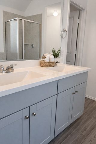 2332 Rosaline, Savannah, TX 76227