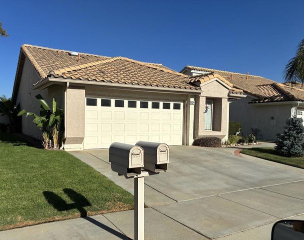 912 Cypress Point Drive, Banning, CA 92220