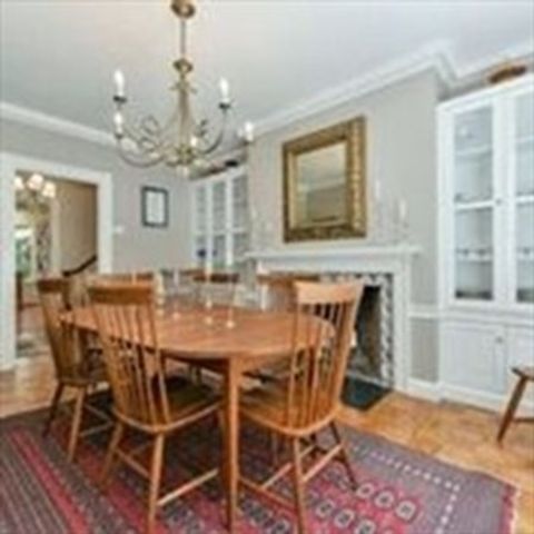 39 Pinckney St, Boston, MA 02114
