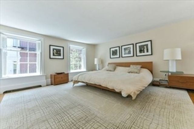 39 Pinckney St, Boston, MA 02114