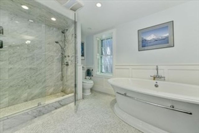 39 Pinckney St, Boston, MA 02114