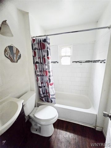 77 Clarence Avenue, Buffalo, NY 14215
