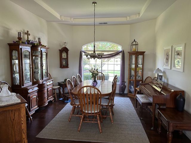 2202 W Lincoln Avenue, Fresno, CA 93706