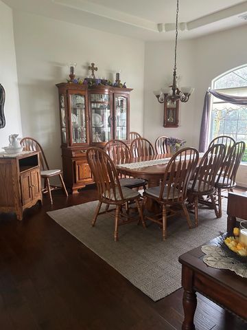 2202 W Lincoln Avenue, Fresno, CA 93706