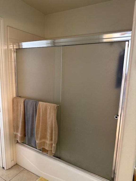 Image 20 of property listing at 2202 W Lincoln Avenue, Fresno, CA 93706