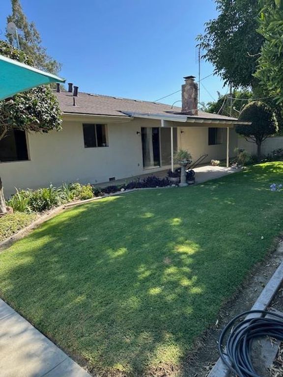 Image 29 of property listing at 2202 W Lincoln Avenue, Fresno, CA 93706