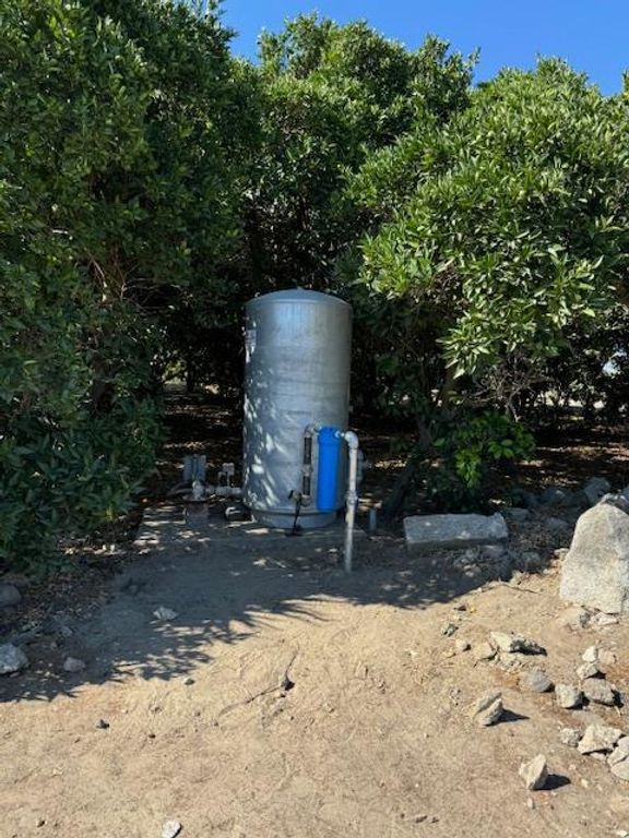 Image 45 of property listing at 2202 W Lincoln Avenue, Fresno, CA 93706