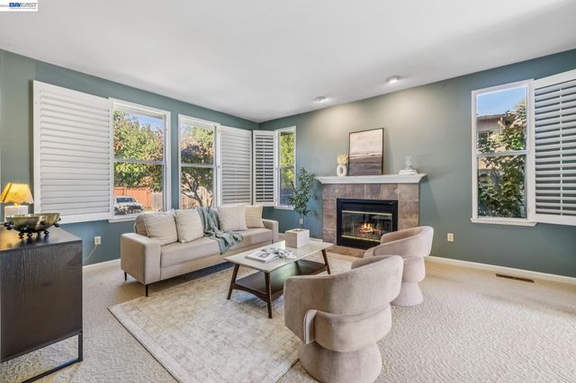 3265 Hertlein Pl, Castro Valley, CA 94546