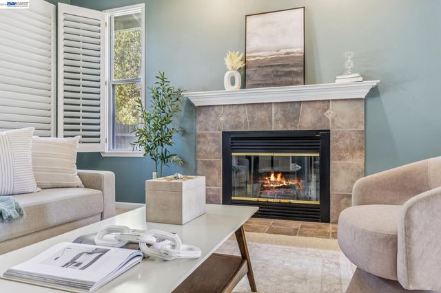 3265 Hertlein Pl, Castro Valley, CA 94546