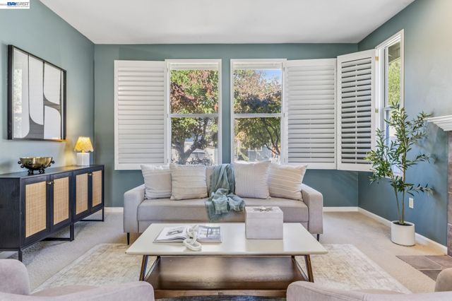 3265 Hertlein Pl, Castro Valley, CA 94546