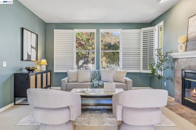 3265 Hertlein Pl, Castro Valley, CA 94546