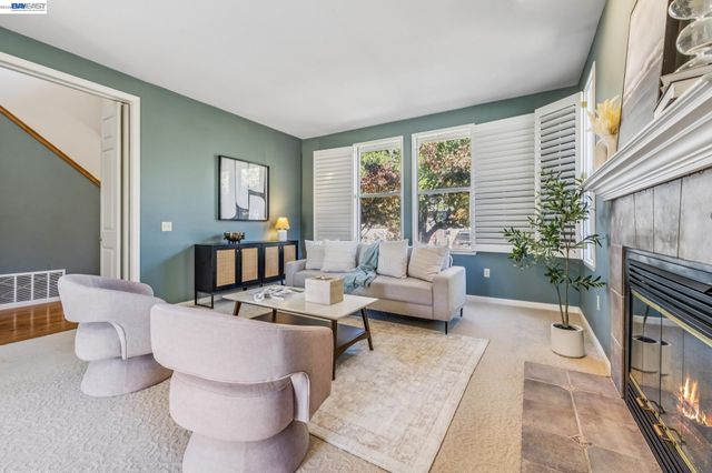 3265 Hertlein Pl, Castro Valley, CA 94546