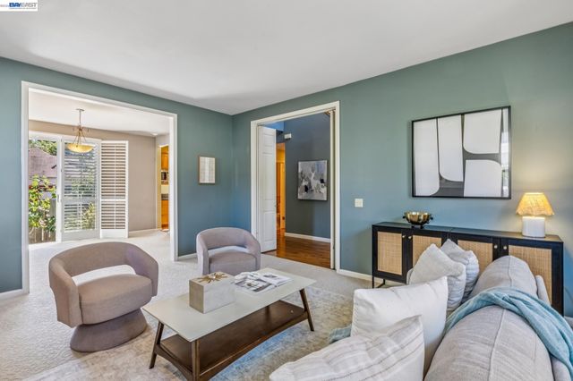 3265 Hertlein Pl, Castro Valley, CA 94546