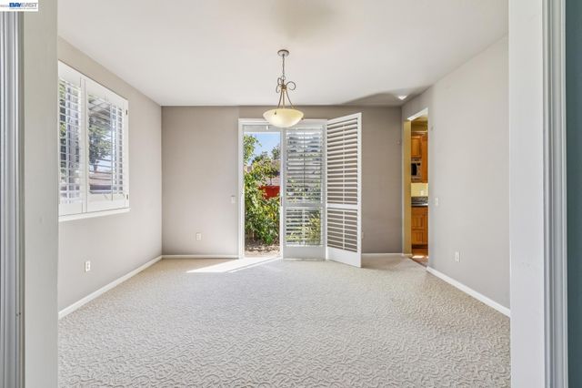 3265 Hertlein Pl, Castro Valley, CA 94546