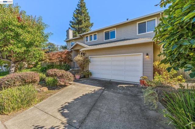 3265 Hertlein Pl, Castro Valley, CA 94546