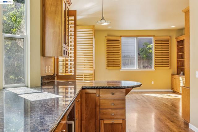 3265 Hertlein Pl, Castro Valley, CA 94546