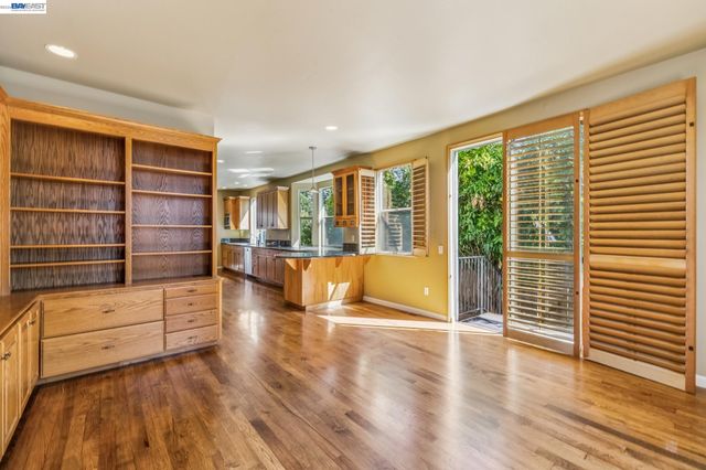 3265 Hertlein Pl, Castro Valley, CA 94546