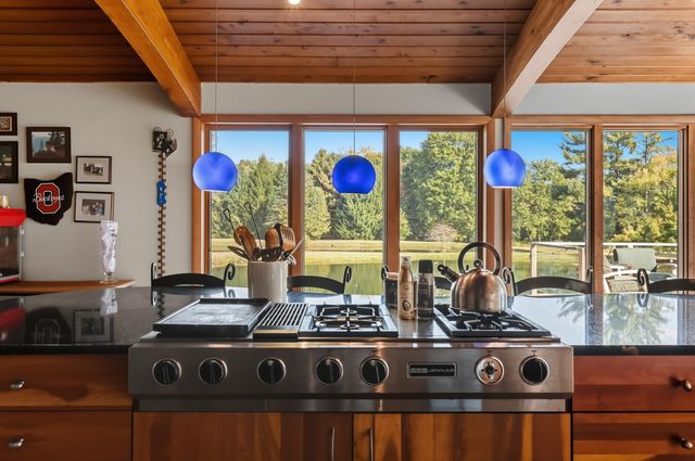 3362 Possum Run Road, Mansfield, OH 44903